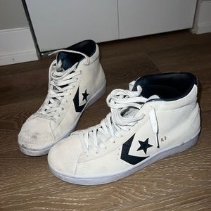 Converse Suede high tops